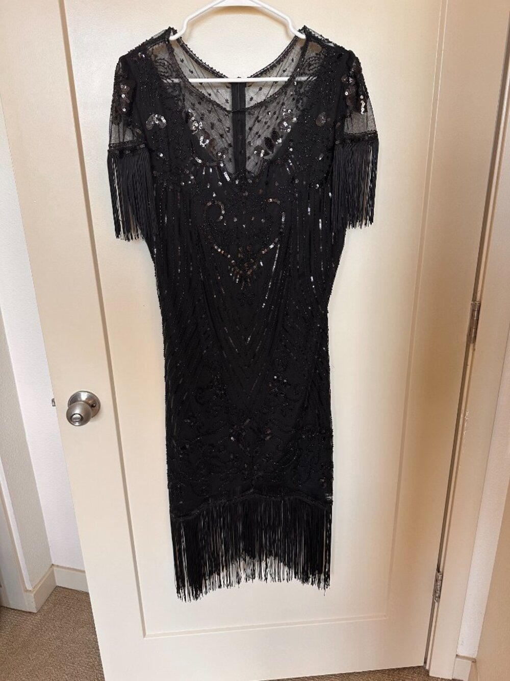 Unique Vintage Black Beaded and Sequin 20s Flapper-Inspired Dress with Fringe 1X